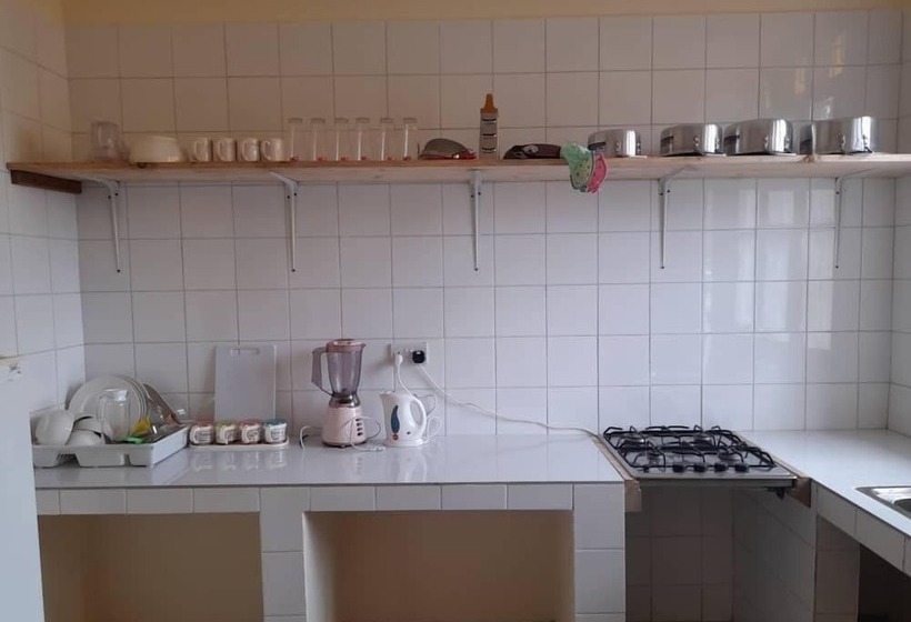 Отель Majani Breeze