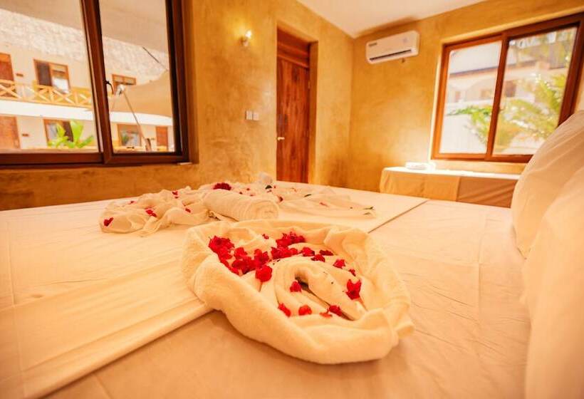 בית מלון כפרי Mayai Ocean Resort