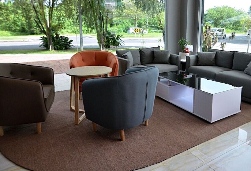 Capital O 90617 Hotel Meliden