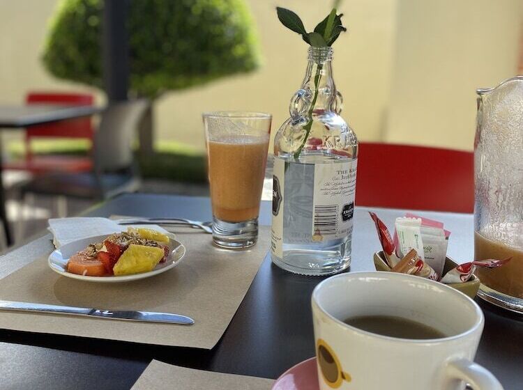 בית מלון כפרי Mesón Santa Rosa