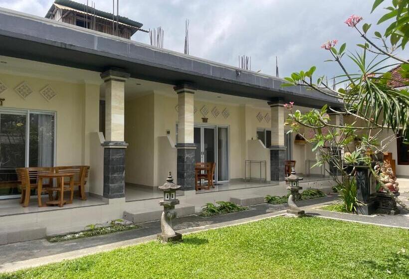 בית מלון כפרי Moonlight Bisma