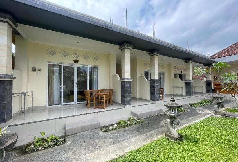 בית מלון כפרי Moonlight Bisma