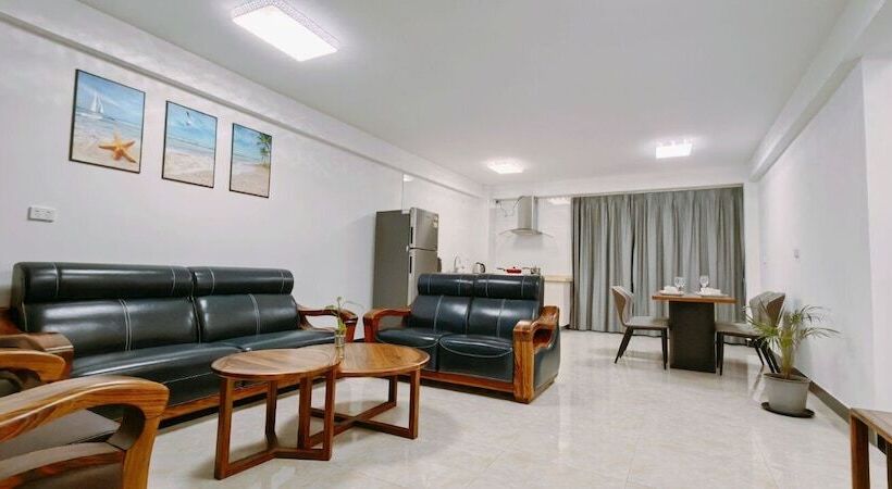 هتل Ocean Breeze Apartment