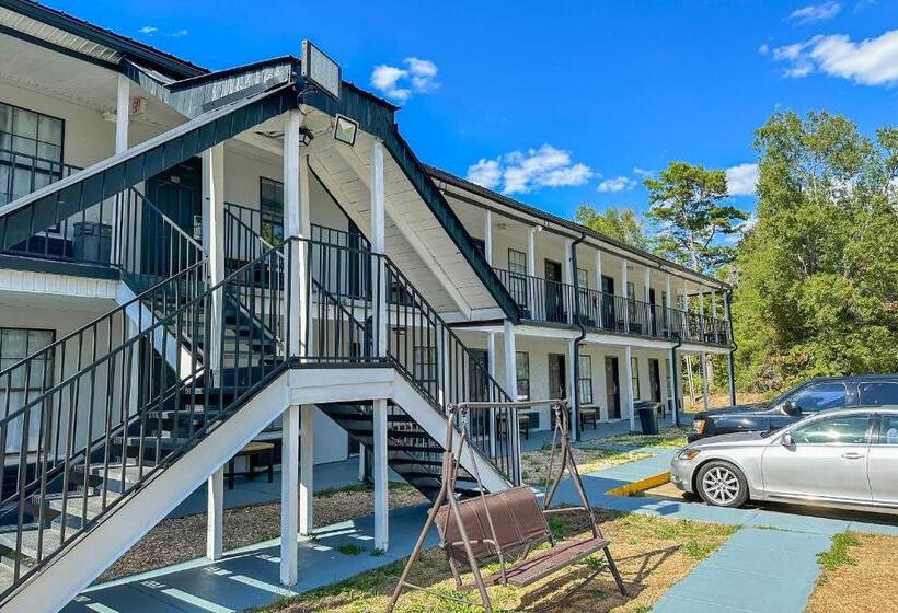 בית מלון כפרי Paradise Inn By Oyo