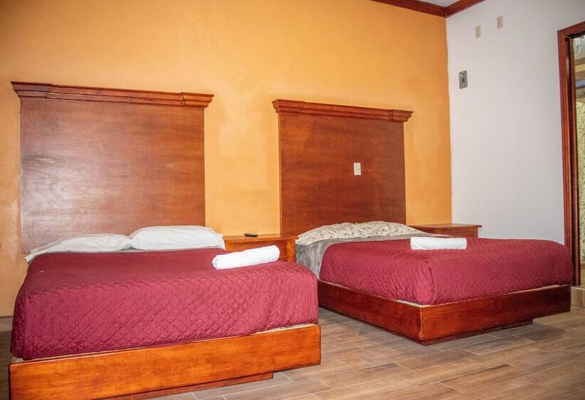 فندق Plaza Landa