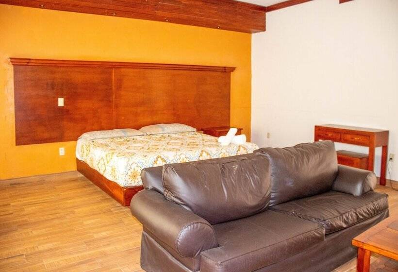 فندق Plaza Landa