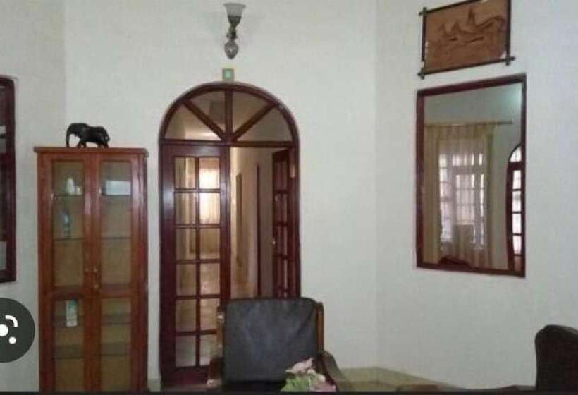 호텔 Rainbow Lodge