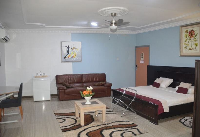 فندق Royal Lee S