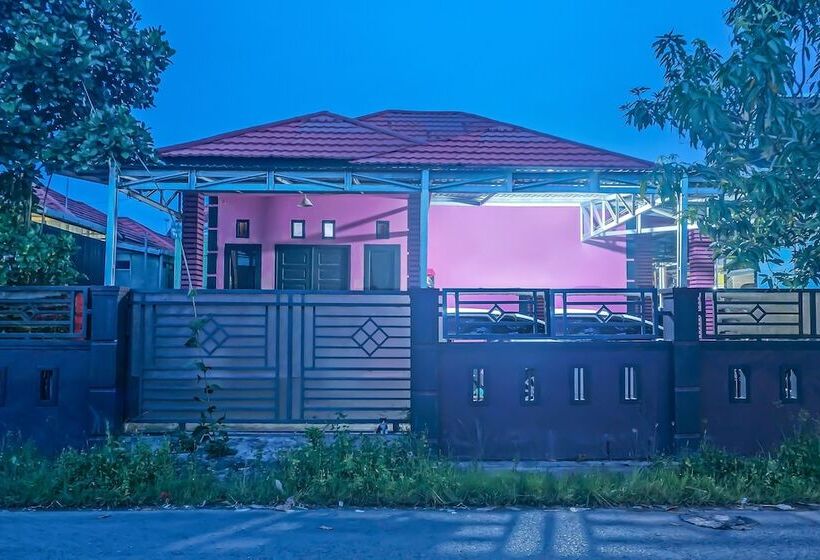 هتل Spot On 92466 Adam Kost Syariahnearwisata Jembatan Barito