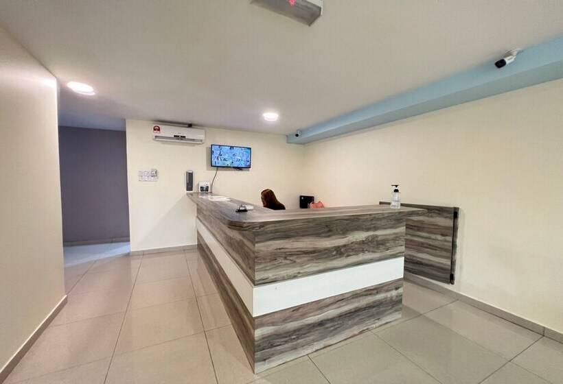 Отель Stutong Point By Oyo