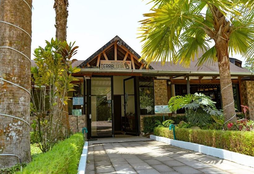 Отель Terra Luna Lodge