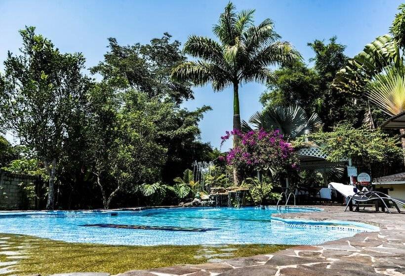 Отель Terra Luna Lodge