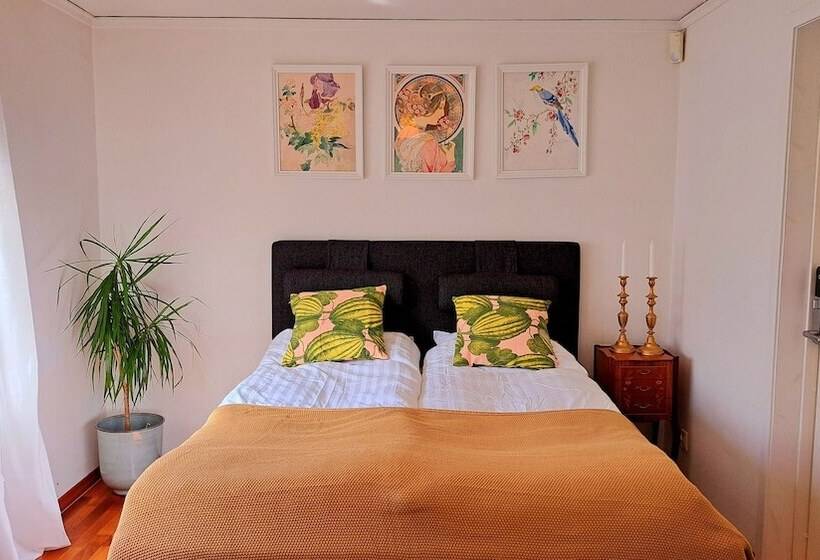 Отель Tg Oasis örgryte Stugor & Rum