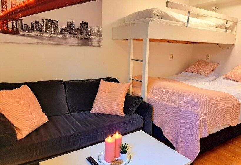 Отель Tg Oasis örgryte Stugor & Rum