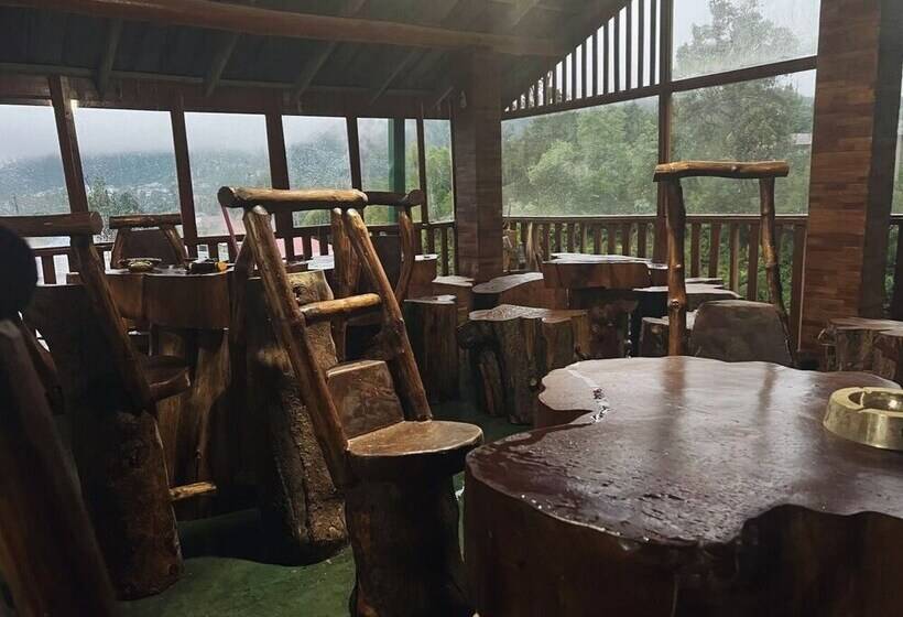 Отель Thalagala Oya Resort