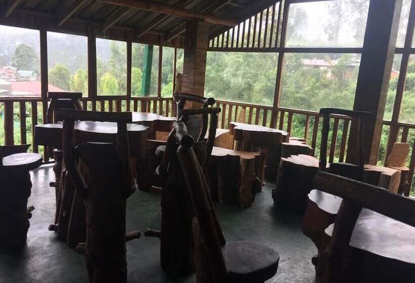 Отель Thalagala Oya Resort