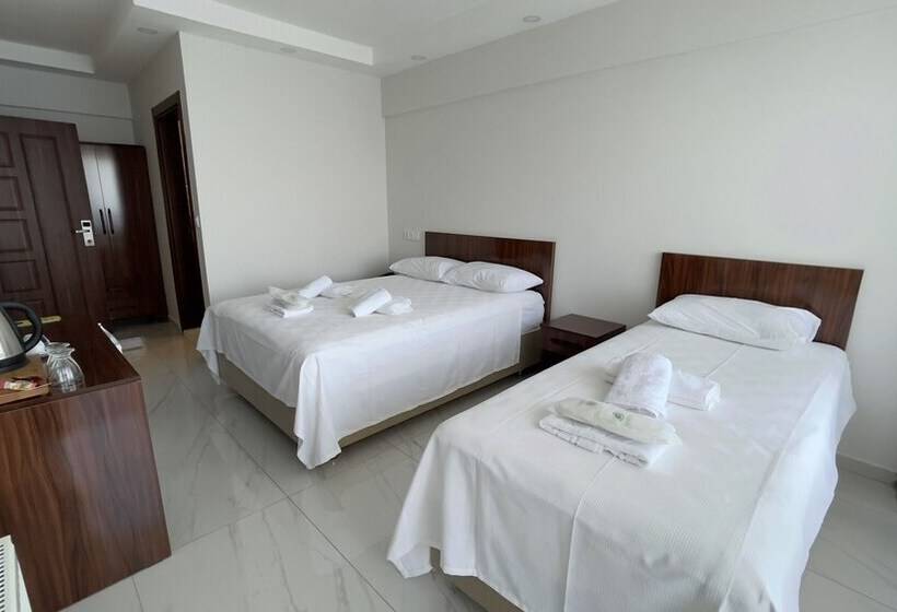 בית מלון כפרי The Lavington