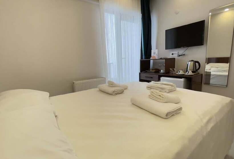 فندق The Lavington