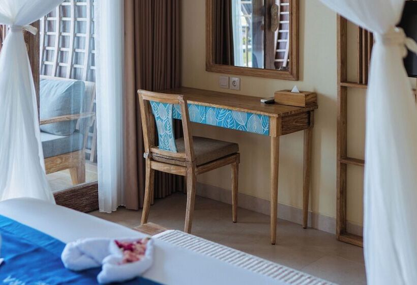 בית מלון כפרי The Sankara Beach Resort   Nusa Penida