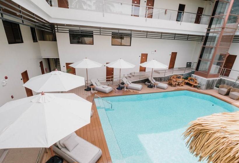 ホテル Tropicasa Coron Resort And