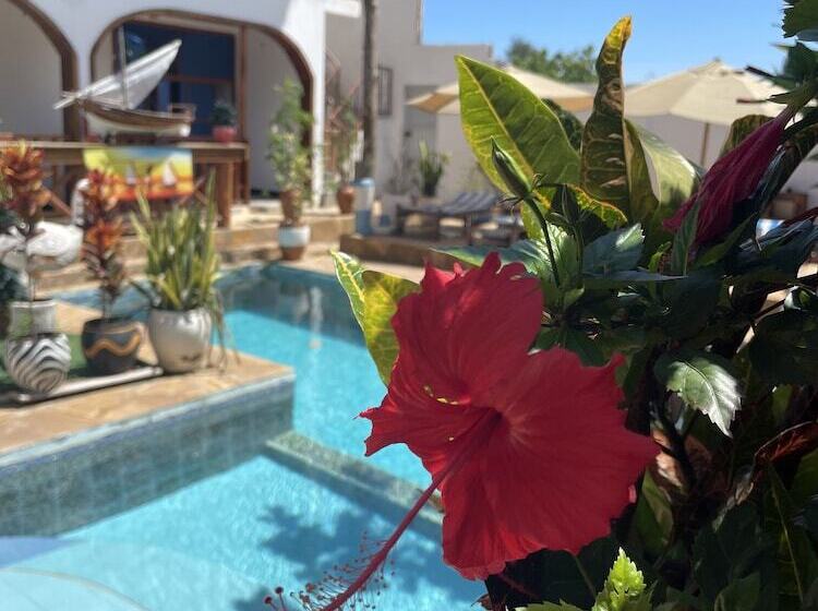 Отель Utulivu Bungalow