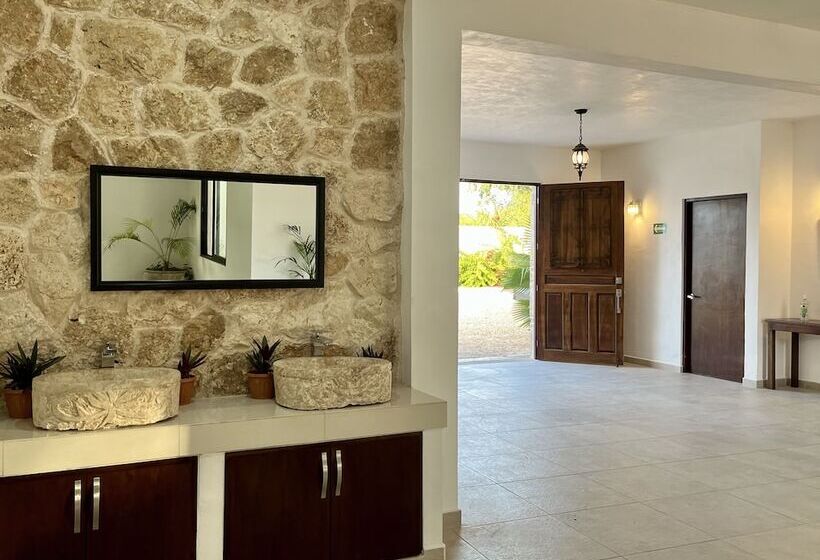 فندق Villas Tikuch