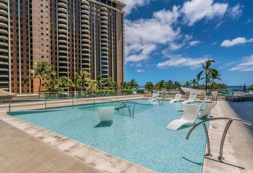 Ilikai Hotel With Ocean View