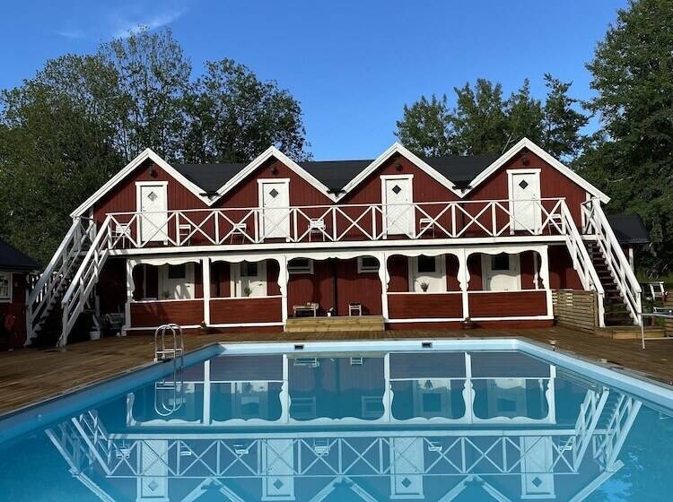 住宿加早餐  Ljusterö Bb