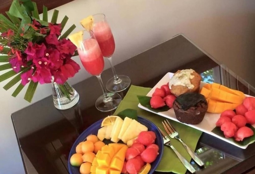 Marbucks Bed And Breakfast