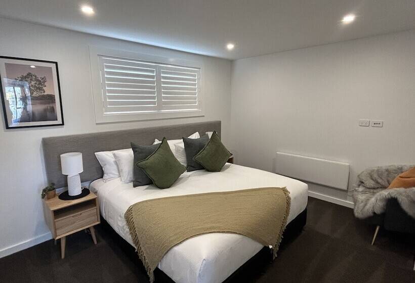 Marina Terrace Apartments