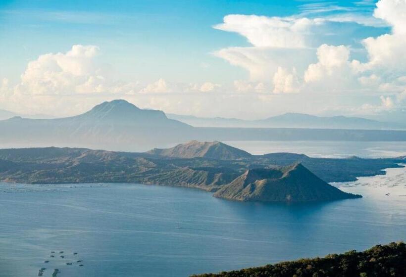 Mont Wind Hotel Tagaytay Powered By Cocotel