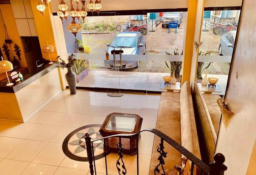 Mont Wind Hotel Tagaytay Powered By Cocotel