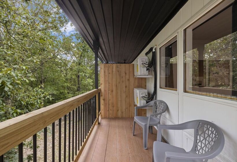 فندق على الطريق The Lofts On Indian Point