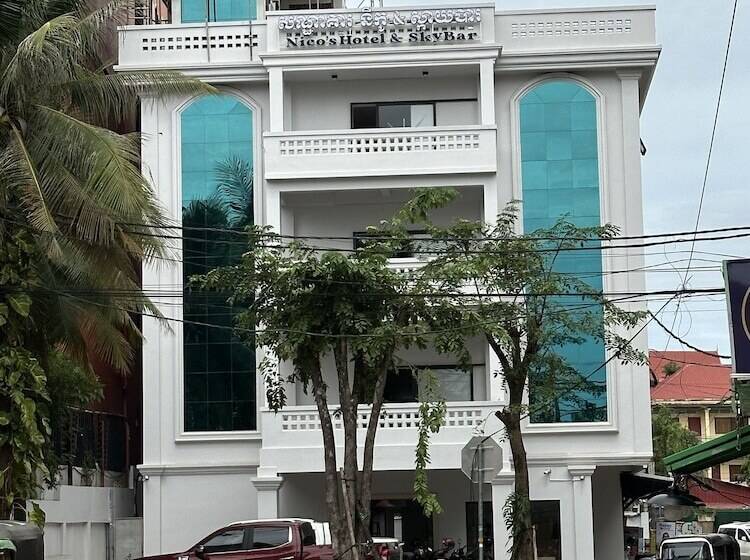 Nicos Hotel And Sky Bar