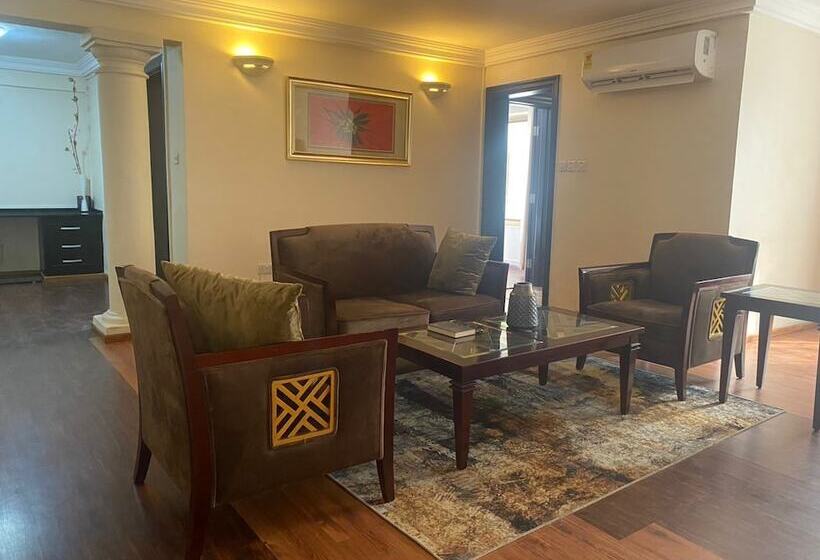 Peach View Hotel And Apartments