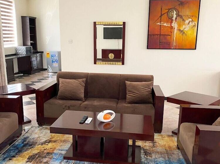 Peach View Hotel And Apartments