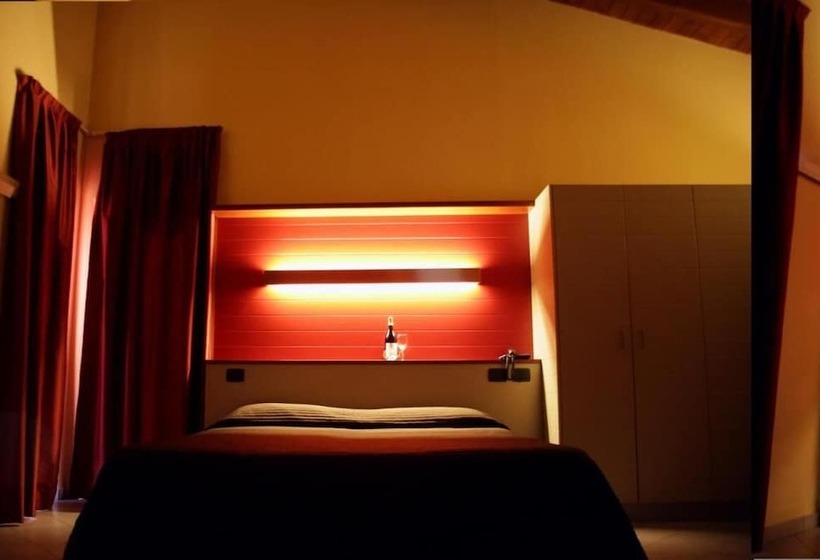 Пансион Room In Guest Room   Alba Village Hotel Room Twin Beds