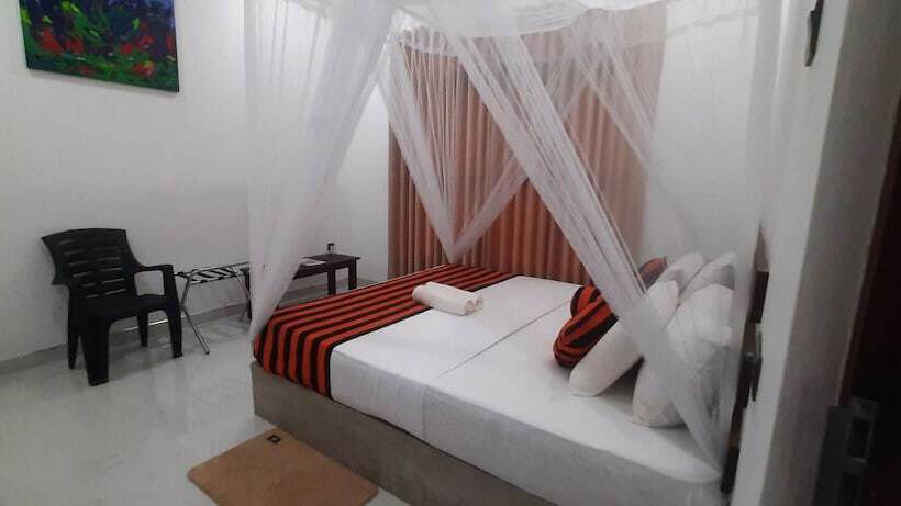 פנסיון Anuradhapura Kingdom View Resort