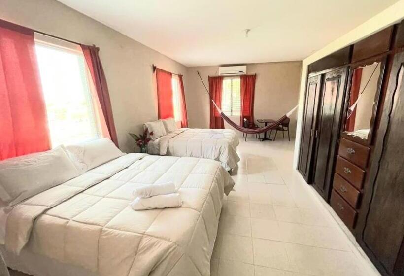 פנסיון Arnold's Guest House