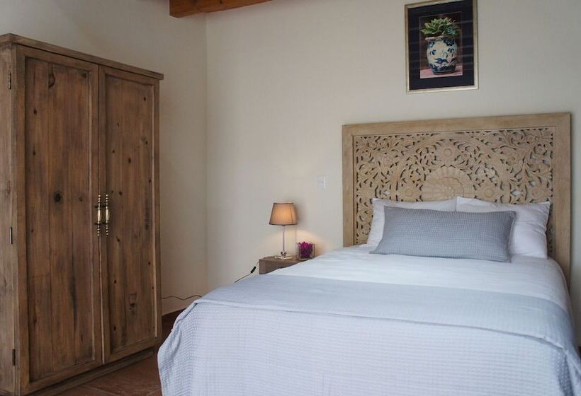 بنسيون Casa ángela Guest House