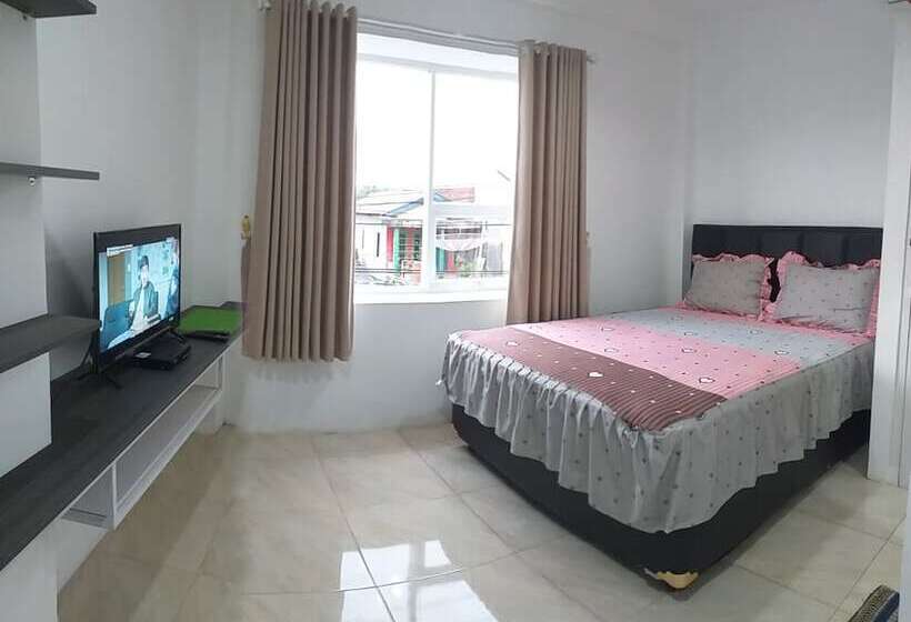 ペンション Dacostel Syariah