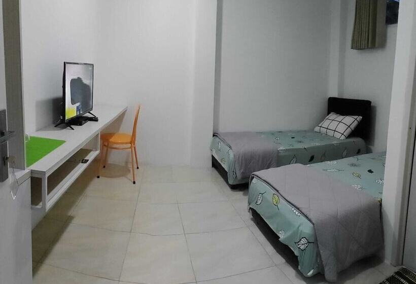 ペンション Dacostel Syariah