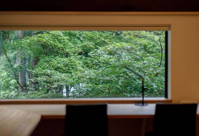 ペンション Denpaku Komatsu