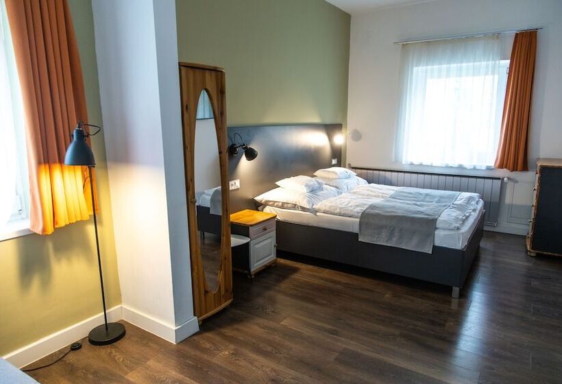 Fehér Sas Panzió és étterem