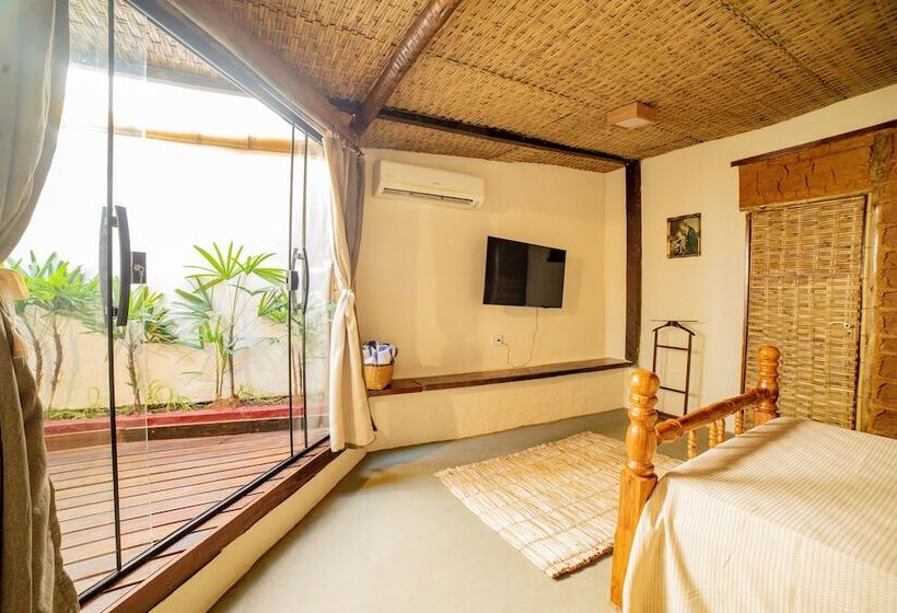 פנסיון Ferraria Guest House