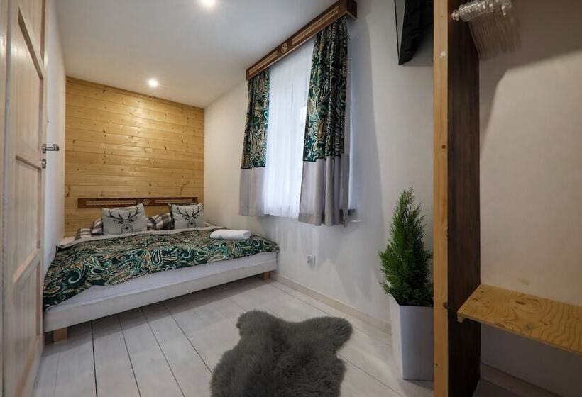 ペンション Góralska Villa Apartamenty Z Jacuzzi & Home Spa & Zakopane