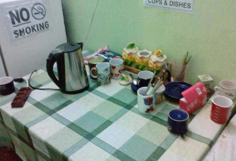 پانسیون Green Stairs Guest House