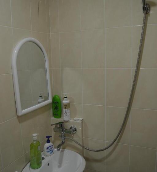 پانسیون Green Stairs Guest House