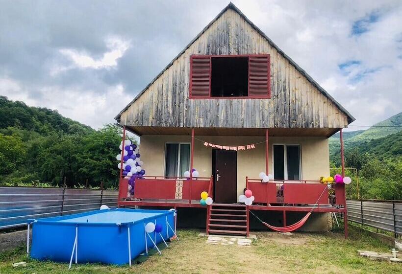 پانسیون Guest House Racha