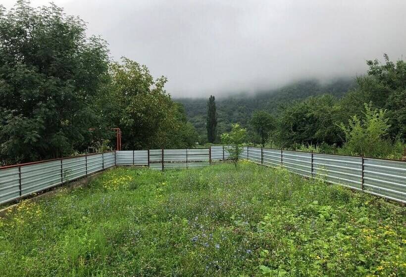 پانسیون Guest House Racha